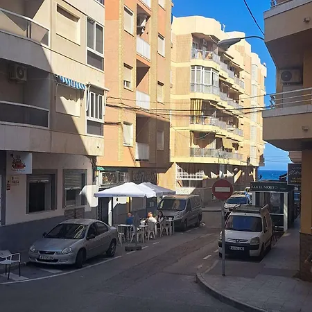 60M To Locos Beach Apartment Torrevieja